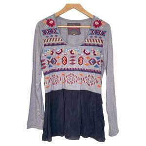 Johnny Was Los Angeles heavily embroidered long sleeve top large